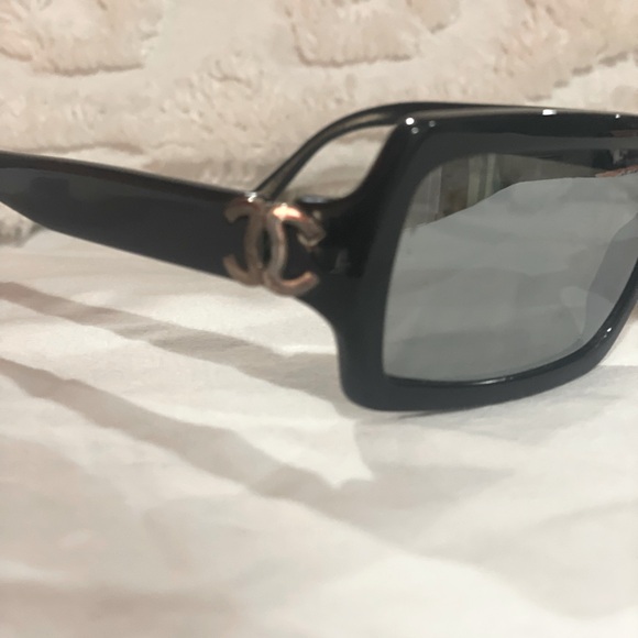 CHANEL CC logo black & silver polarized mirror glamour sunglasses - Picture 3 of 4
